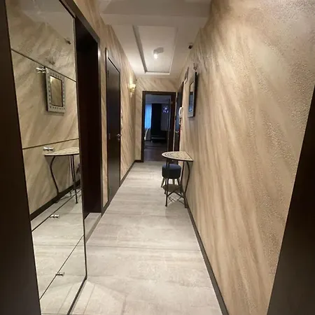 Appartement Luxury In Center 1 *